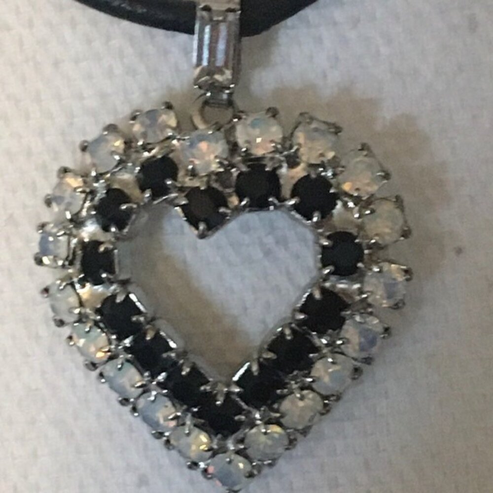 1950s/60s Open Heart Rhodium Pendant Necklace w/ Opal and Black Rhinestones